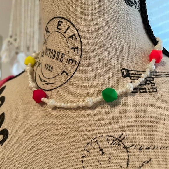 Colourful Beaded Necklace - Picture 3 of 6